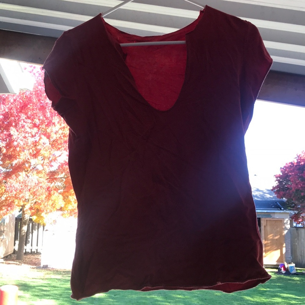 V neck cute top